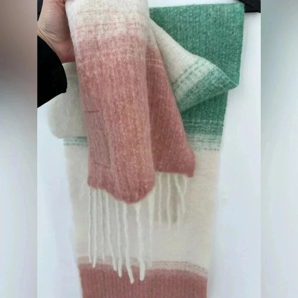 Rodebjer  beau brushed alpaca scarf - Picture 5 of 9